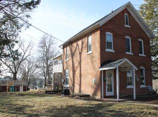 1198 Mount Loretta Ave, Dubuque, IA 52003
