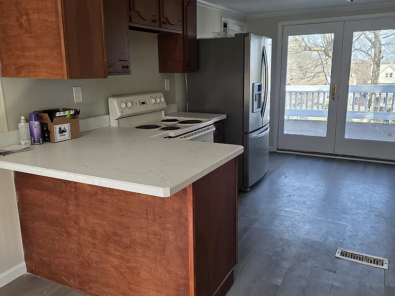 158 Parkway Dr — Photo 5
