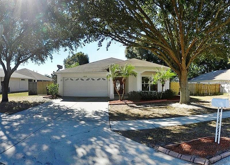 1st image of 11833 Rossmayne Dr