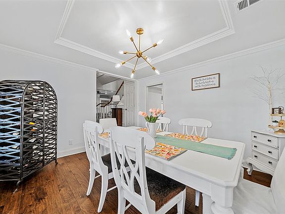 5th image of 2909 Club Meadow Dr