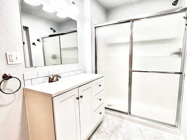 Brand new bright Master Bathroom