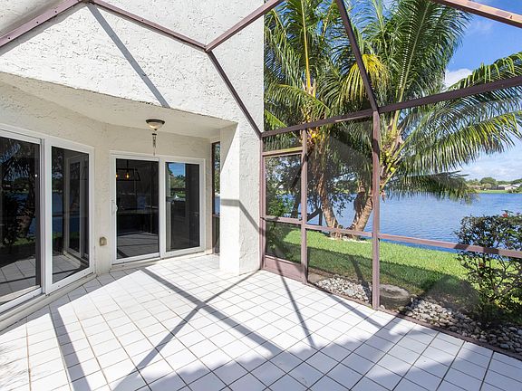 5th image of 1704 Shoreside Cir