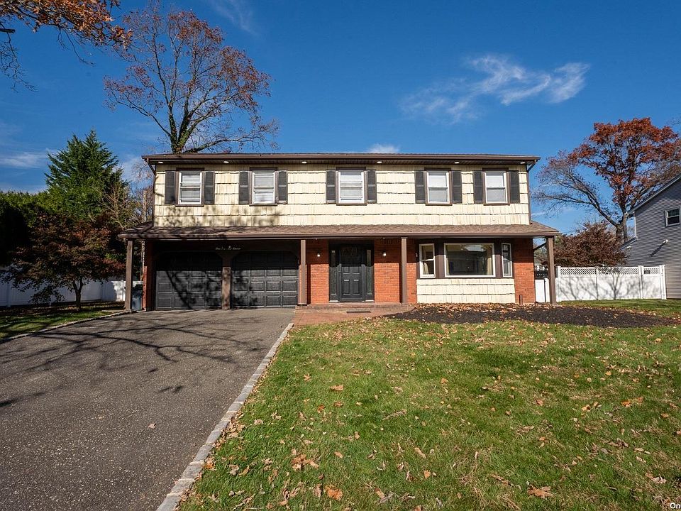 1st image of 111 Wood Lane