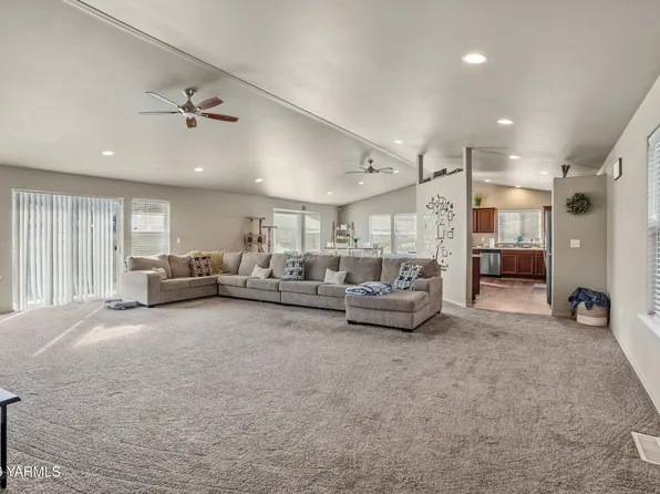 955 Southern Ave, Selah, WA 98942