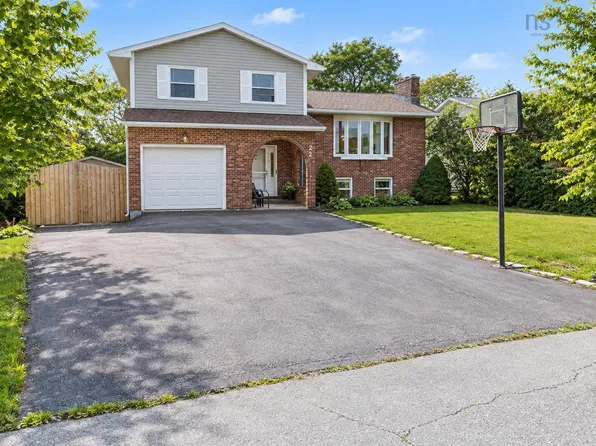 22 Cedar Cres, Cole Harbour, NS B2V 1Y6