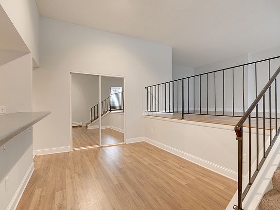 5th image of 623 Laurel Ave APT 1D