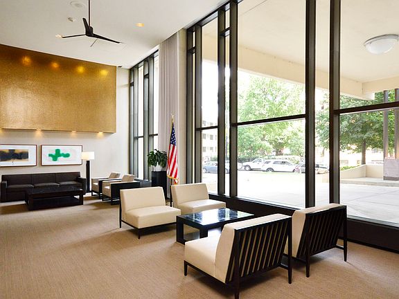 2nd image of 3930 N Pine Grove Ave APT 806