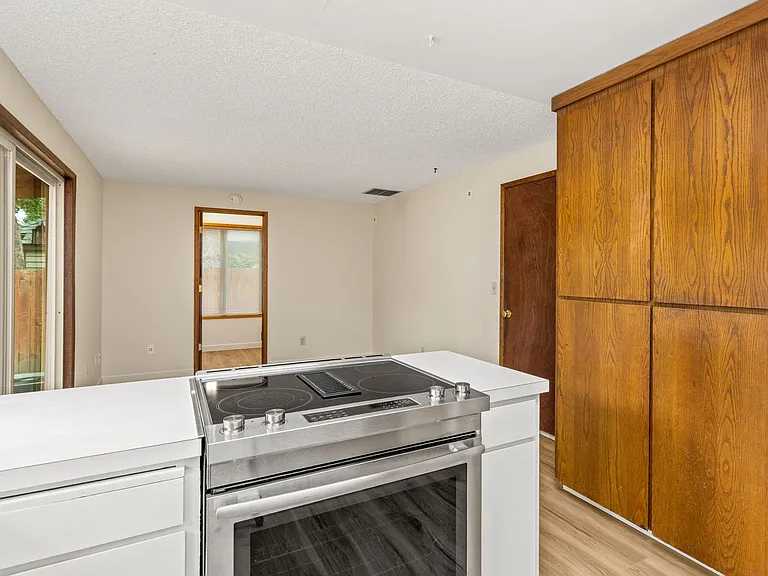 20329 SW Rock Ct — Photo 13