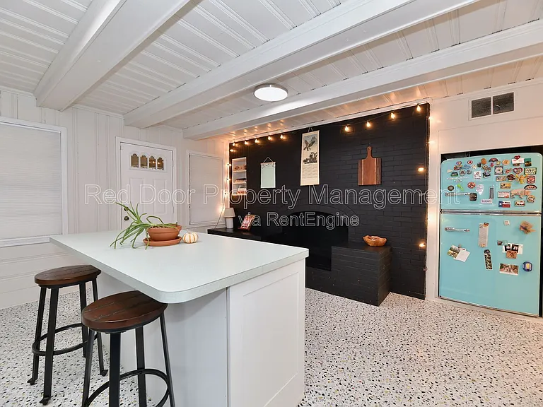 4701 Kessler Boulevard East Dr — Photo 3