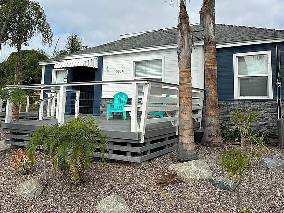 3rd image of 1804 Pacific Beach Dr
