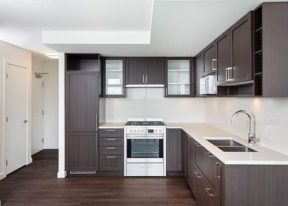 2nd image of 5470 Ormidale St #2305