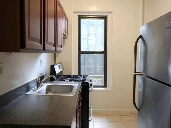 711 Ocean Avenue image 1 of 9