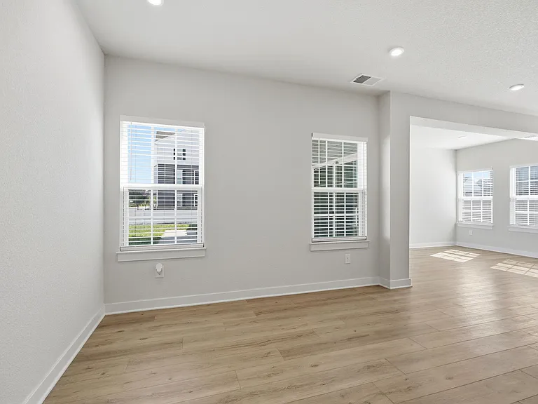 101 Iris Cir — Photo 18