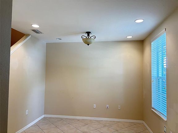 4th image of 5641 Whitehead St