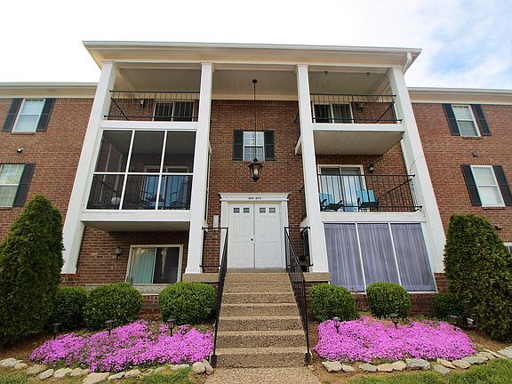 5th image of 410 Donard Park Ave