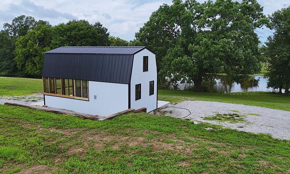 1st image of 2044 Admiral Dr