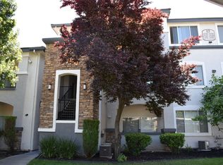 701 Gibson Dr APT 1714, Roseville, CA 95678