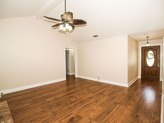 4th image of 6336 Weddington Ct