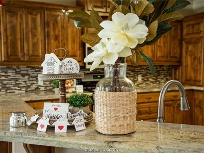 4002 Reatta Ln, College Station, TX, 77845