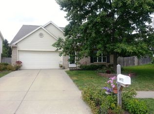 14972 Oak Rd, Carmel, IN 46033