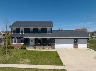 1850 Bellboy Dr, Marion, IA 52302