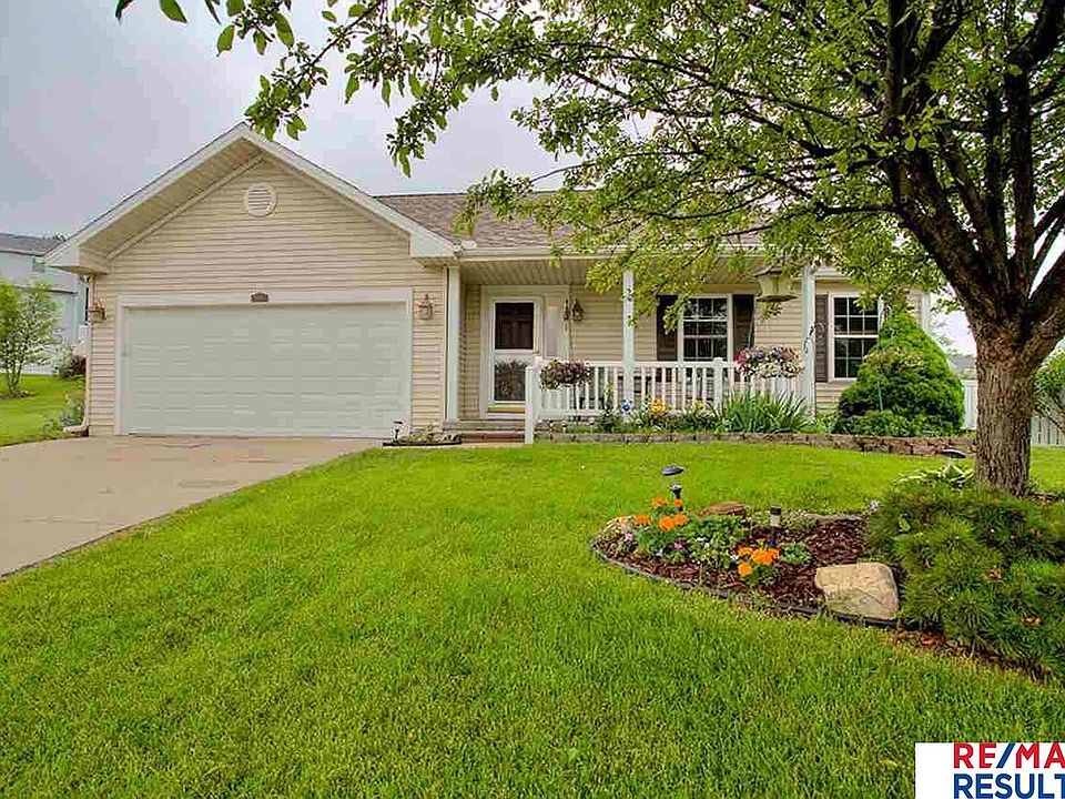 1st image of 9813 Windy Cir