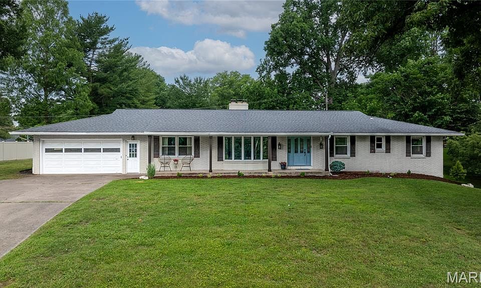 1st image of 1331 N Cape Rock Dr