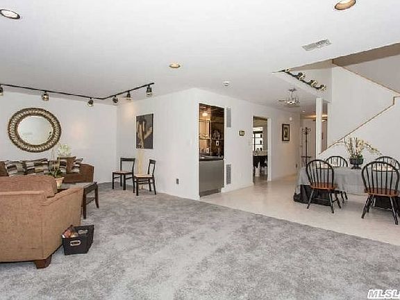 4th image of 78 Chestnut Ln