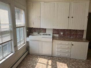117 Penobscot St #2, Rumford, ME 04276