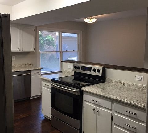 Kitchen & Breakfast Nook