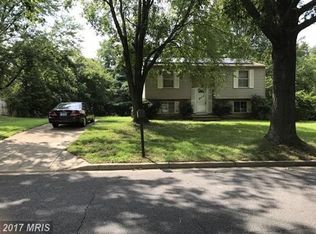 809 Castlewood Dr, Upper Marlboro, MD 20774