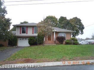 124 E 1st St, Wind Gap, PA 18091