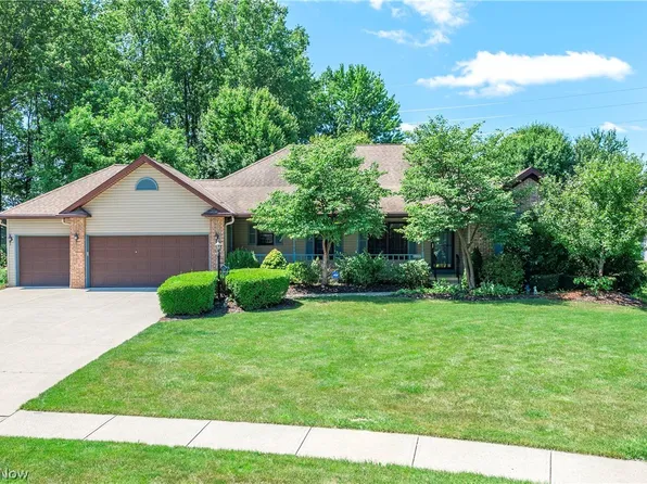 1016 Woodland Chase, Grafton, OH 44044