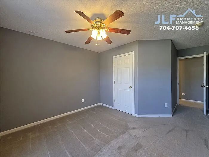 8417 Appledale Dr — Photo 13