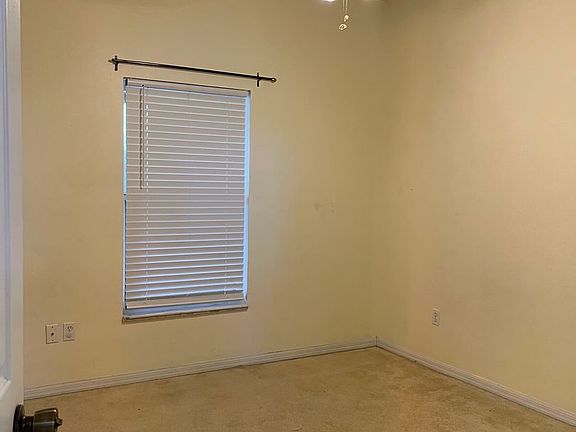 4th image of 2557 Baykal Dr
