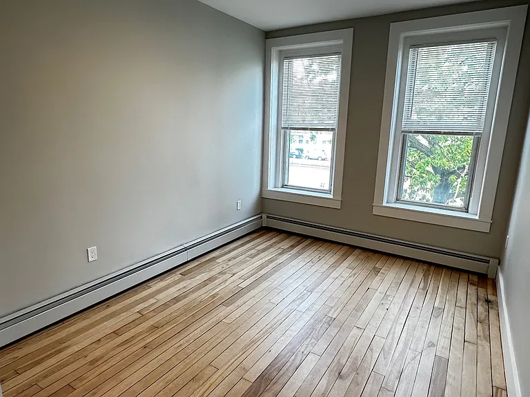 1284 Commonwealth Ave #5R — Photo 9