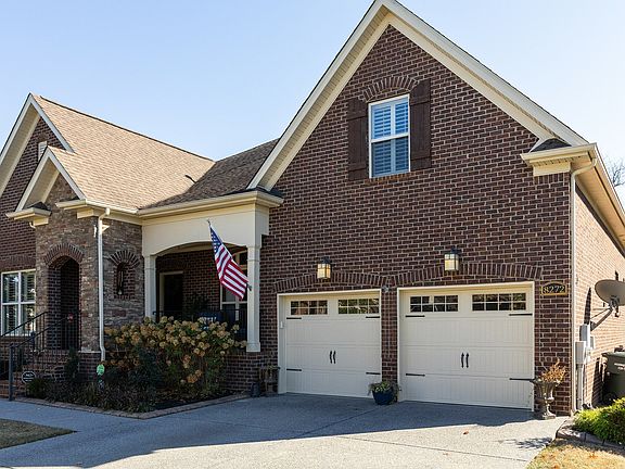 3rd image of 8272 Middlewick Ln