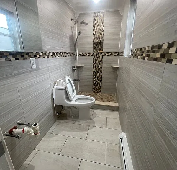 1754 Hammersley Ave — Photo 13