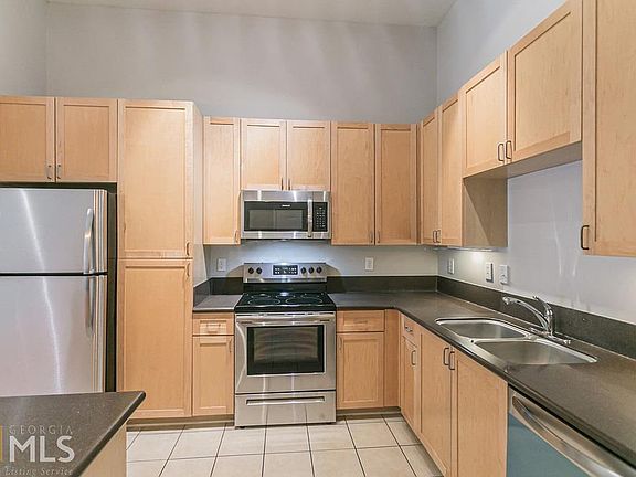 3rd image of 400 17th St NW Unit 2103