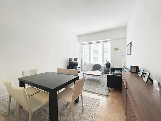 Rented by Oxford Property Group | media 1