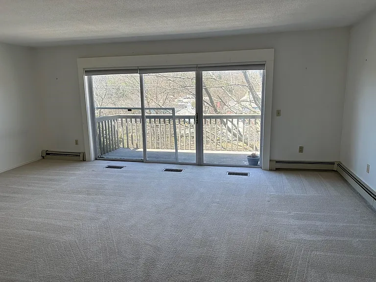 1 Pine St #C-32 — Photo 6