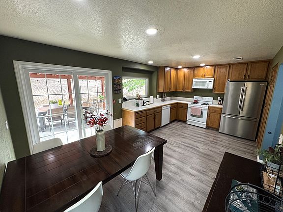 4th image of 3120 Camino Aleta