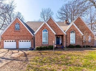 1000 Summerhill Dr, Paragould, AR 72450