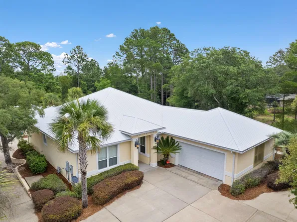 8764 Sand Pine Dr, Navarre, FL 32566