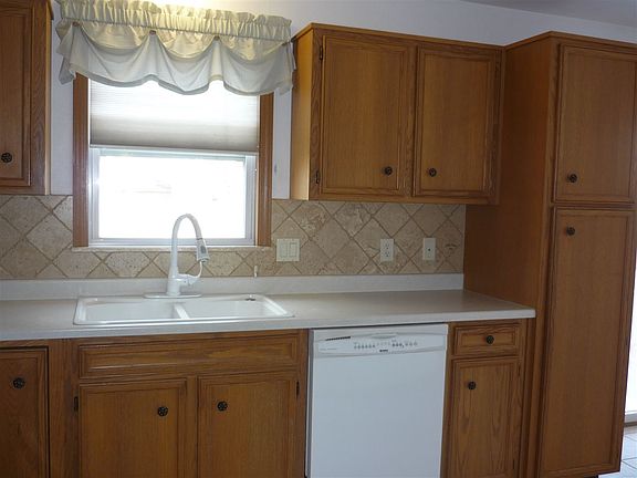 5th image of 3621 Moraga Way