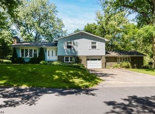 15 River Ct, Port Murray, NJ 07865