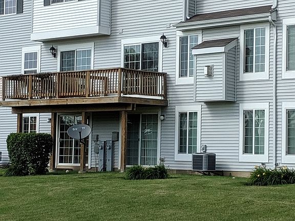 3rd image of 3143 Shenandoah Ln #3143