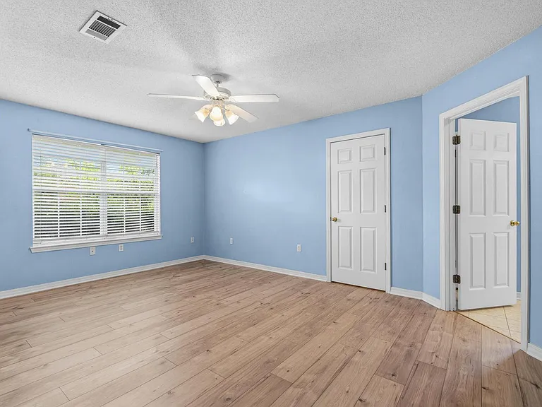 3998 Lauren Ct — Photo 15