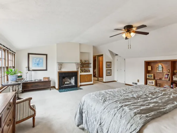 137 Paradise Dr, Hendersonville, TN 37075