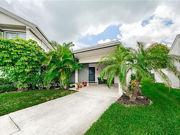 2nd image of 2669 Barksdale Ct #85-A